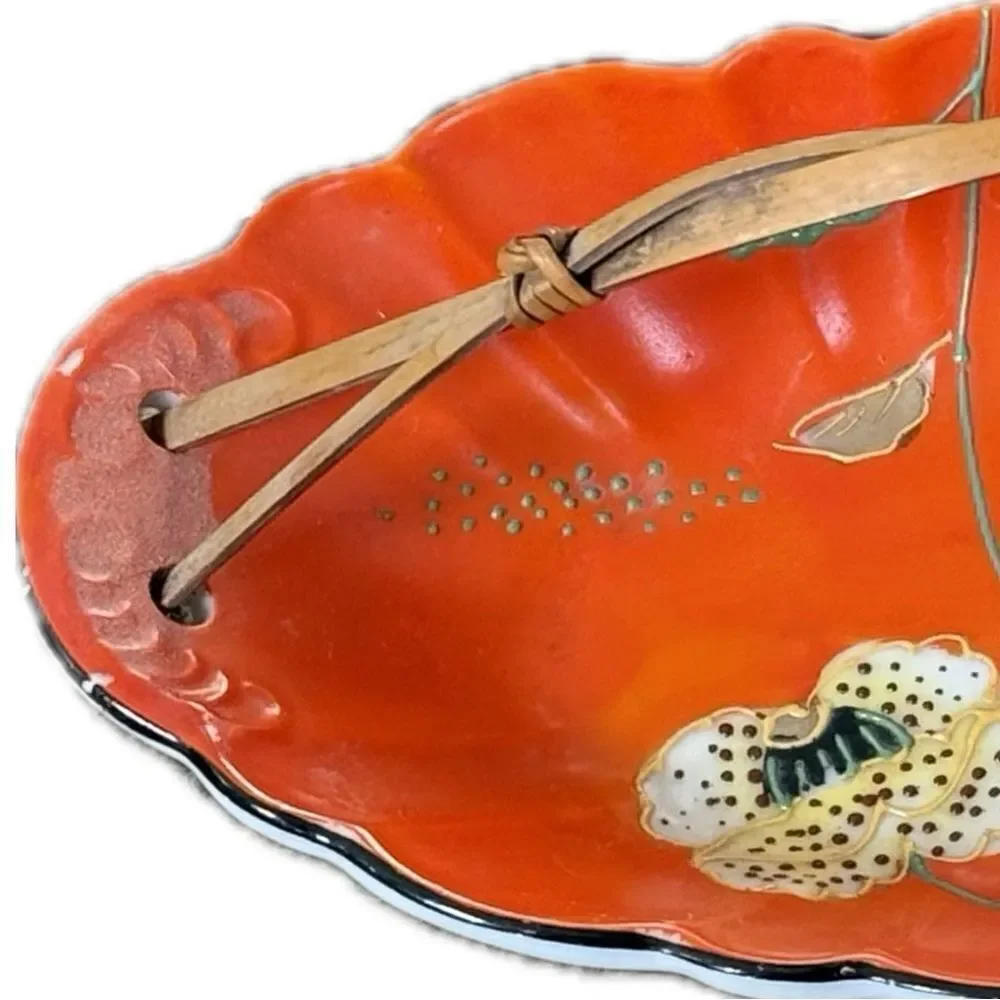 Vintage Japanese  Kutani hand, painted floral porcelain dish, bamboo‎ handle ￼